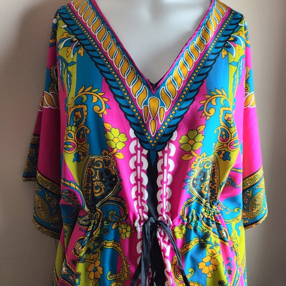 Caftan Dashiki style short v neck dress - Picture 4 of 8